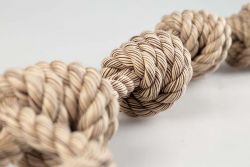 Flossy Dubbeltouw met 4 Knopen Bruin 3