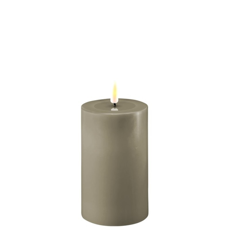 DeluxeHomeart Sand LED Candle 7,5 * 12,5 cm